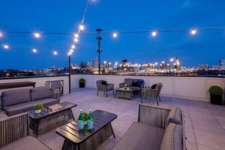 The Ireland - Rooftop Views, 9 Min To Broadway Villa Nashville Exterior foto