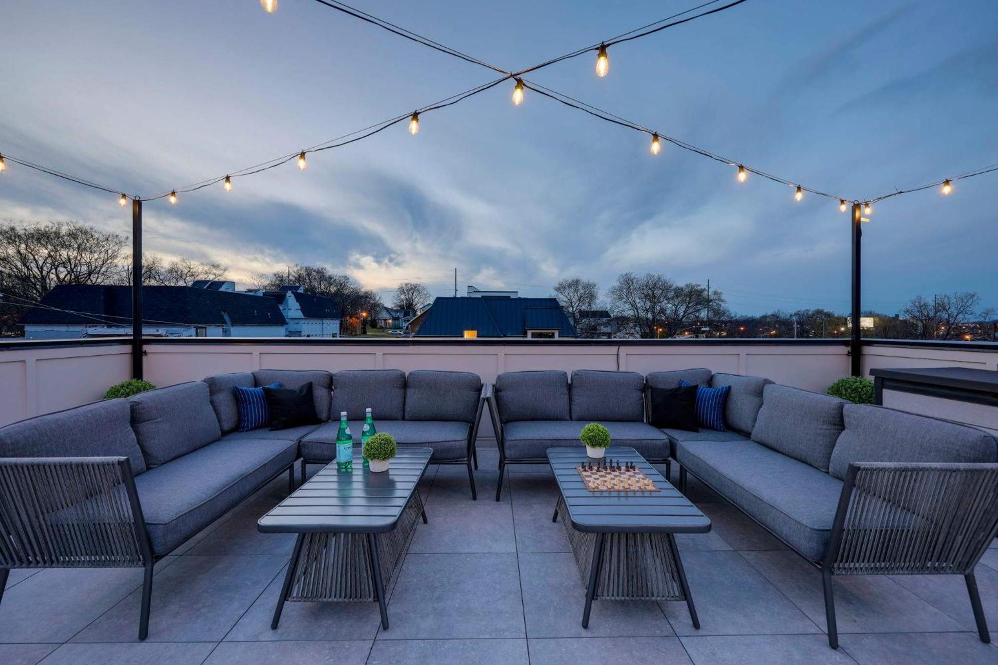 The Ireland - Rooftop Views, 9 Min To Broadway Villa Nashville Exterior foto